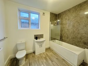 bathroom- click for photo gallery